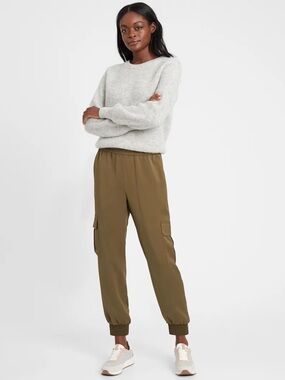 Banana Republic Cargo Style Joggers